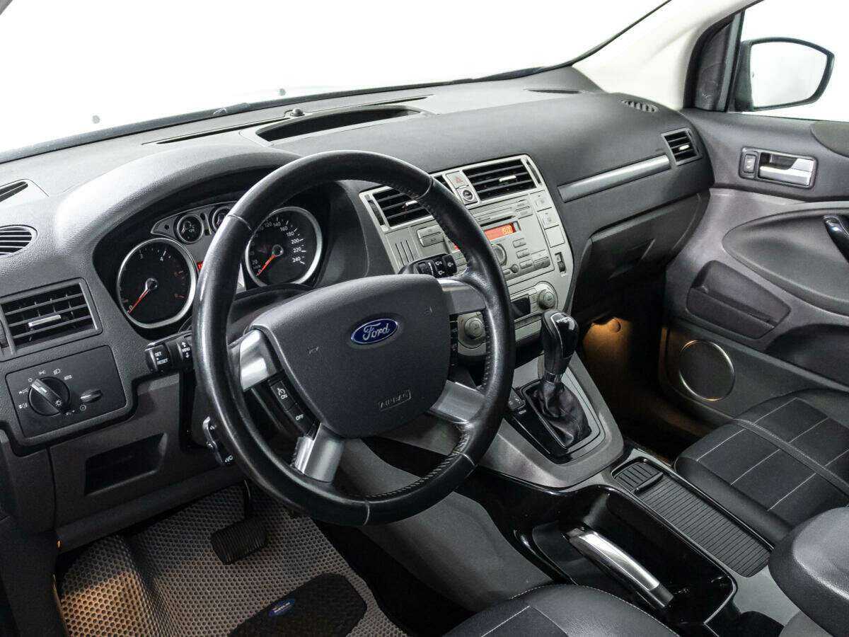 Ford Kuga, 2012 Фото №11