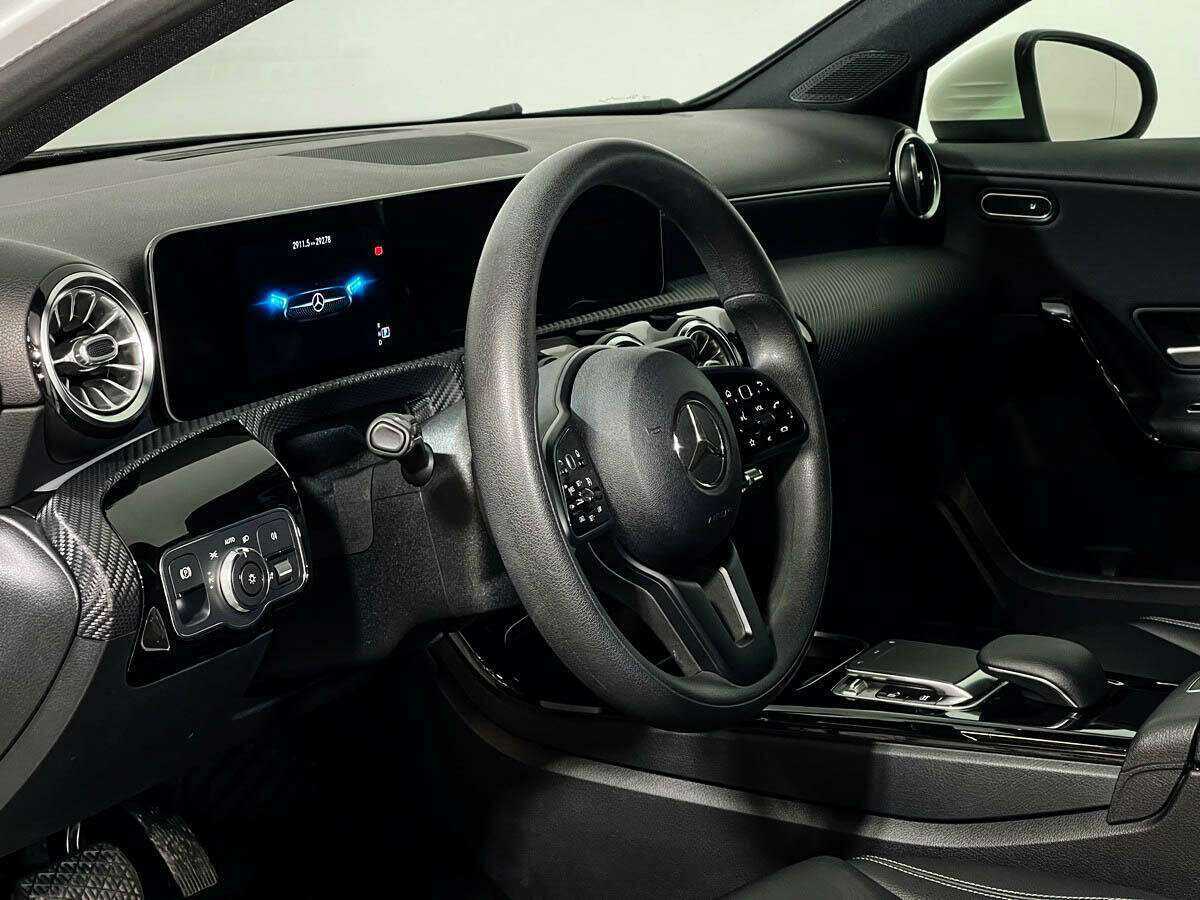 Mercedes-Benz A-Класс 200, 2018 Фото №13