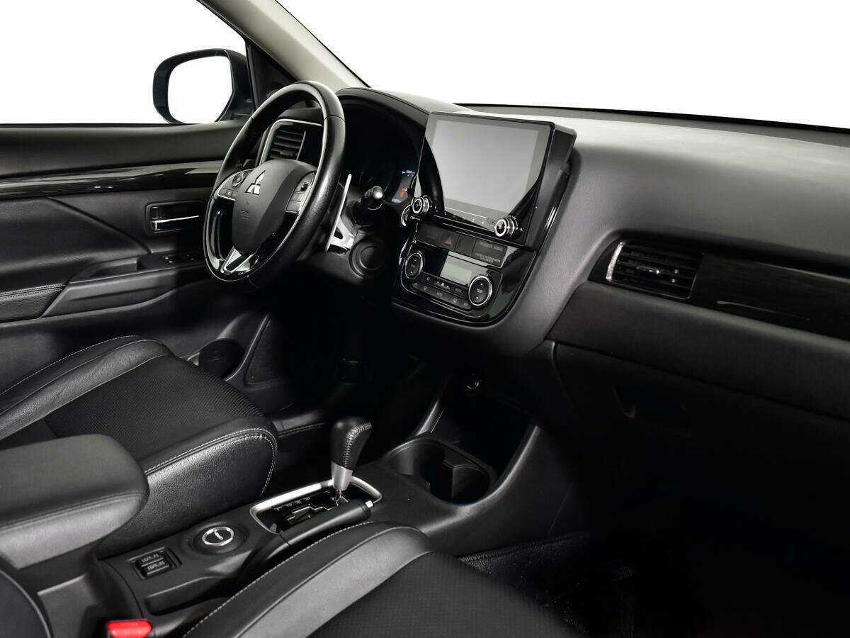 Mitsubishi Outlander, 2016 Фото №9