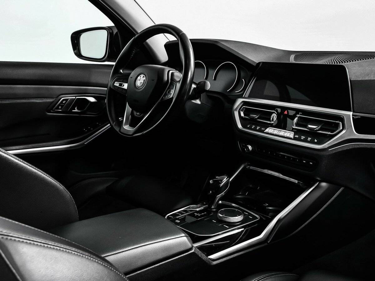 BMW 3 серии 318d, 2019 Фото №9