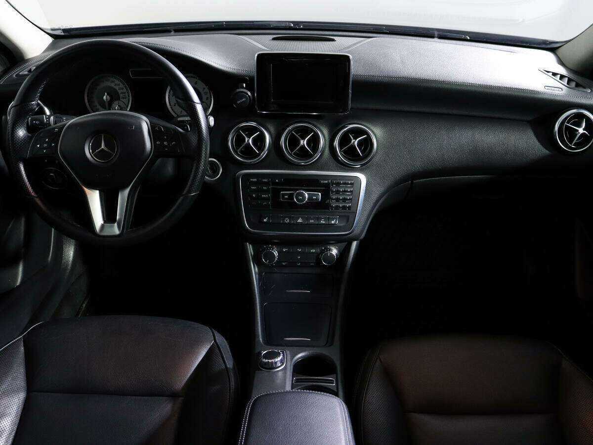 Mercedes-Benz A-Класс 200, 2013 Фото №11