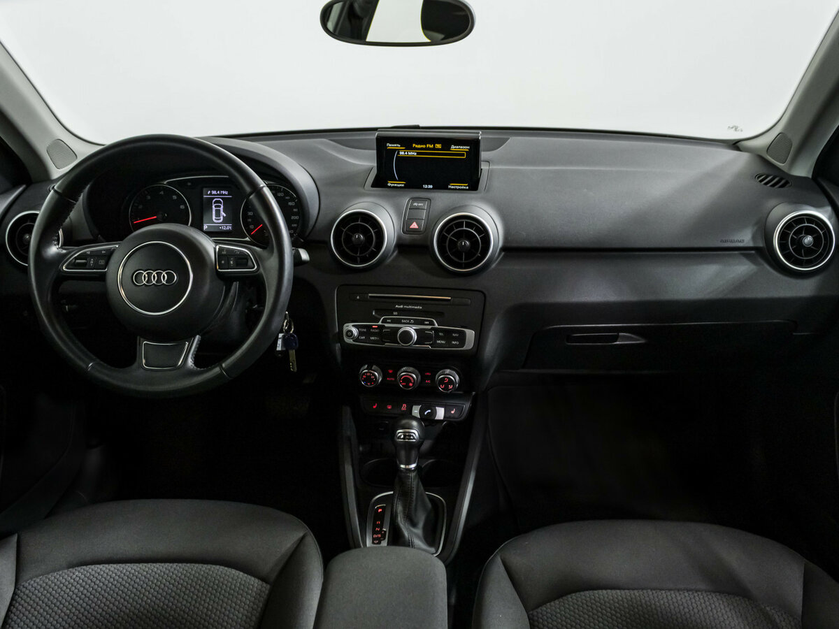 Audi A1 Sportback I (8X) Рестайлинг, 2015 Фото №12