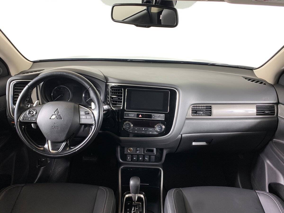 Mitsubishi Outlander, 2020 Фото №12