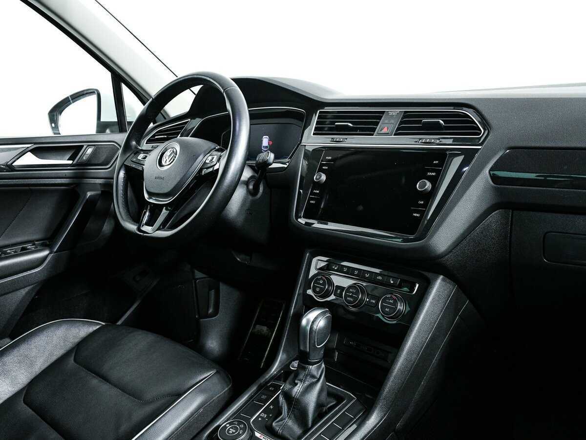 Volkswagen Tiguan, 2020 Фото №9