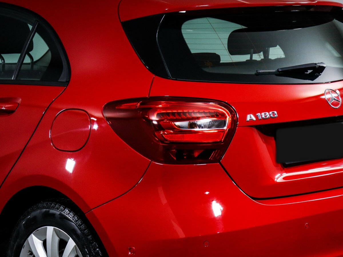 Mercedes-Benz A-Класс 180 III (W176) Рестайлинг, 2015 Фото №13