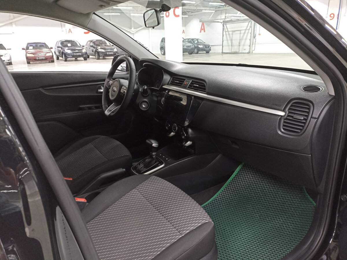 Kia Rio X-Line, 2019 Фото №11