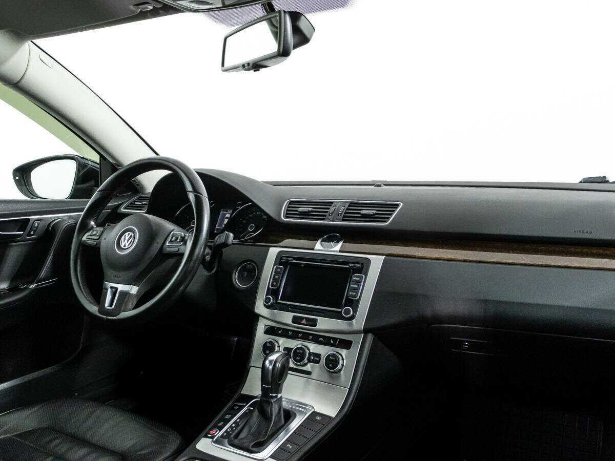 Volkswagen Passat, 2012 Фото №9