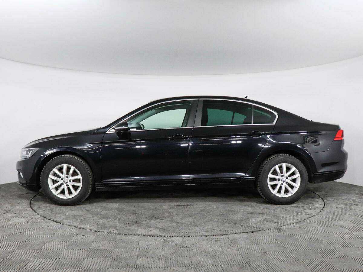 Volkswagen Passat, 2020 Фото №8