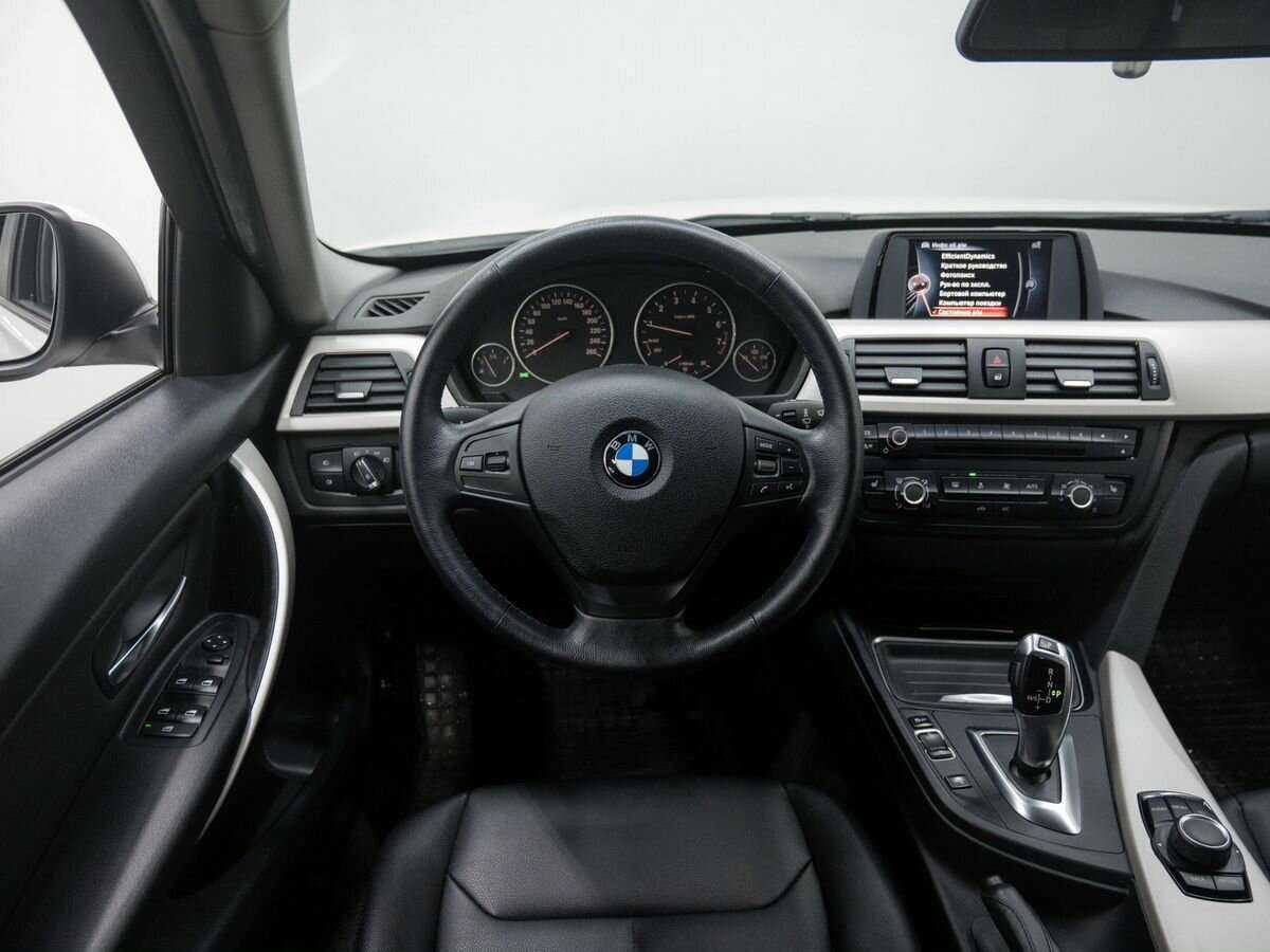 BMW 3 серии 316i, 2014 Фото №11