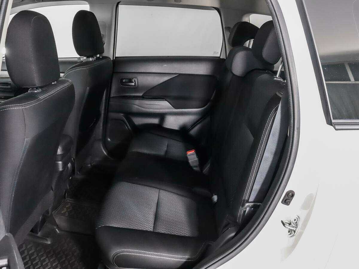Mitsubishi Outlander, 2016 Фото №10
