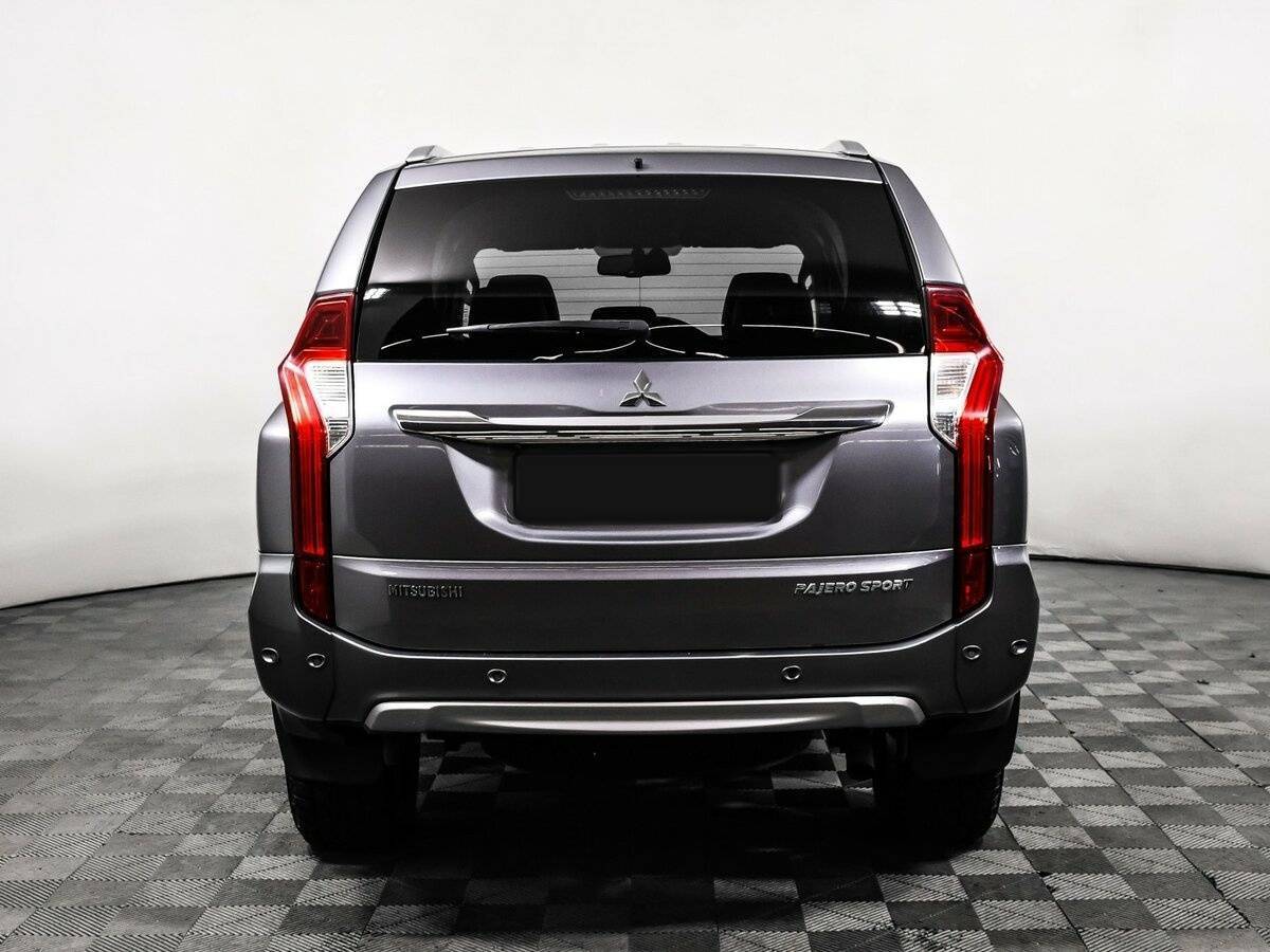 Mitsubishi Pajero Sport, 2017 Фото №6