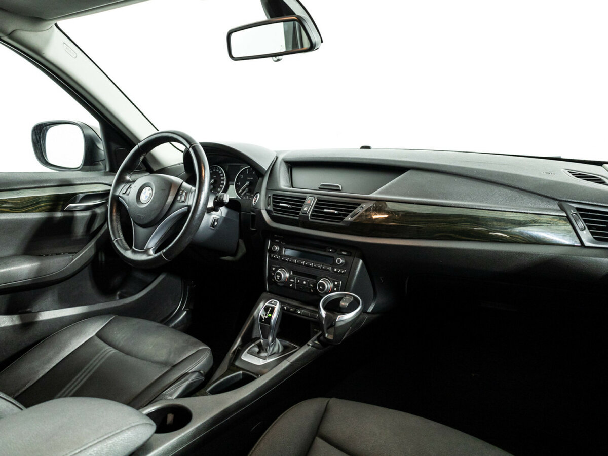 BMW X1 20i I (E84), 2012 Фото №9