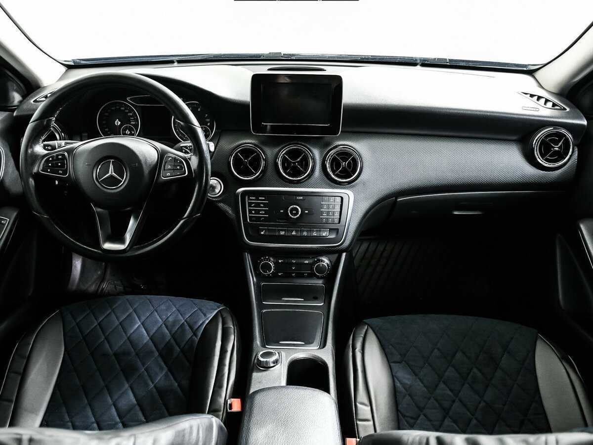 Mercedes-Benz A-Класс 180, 2017 Фото №11