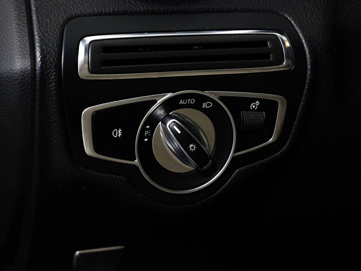Mercedes-Benz C-Класс 200 IV (W205) Рестайлинг, 2018 Фото №23
