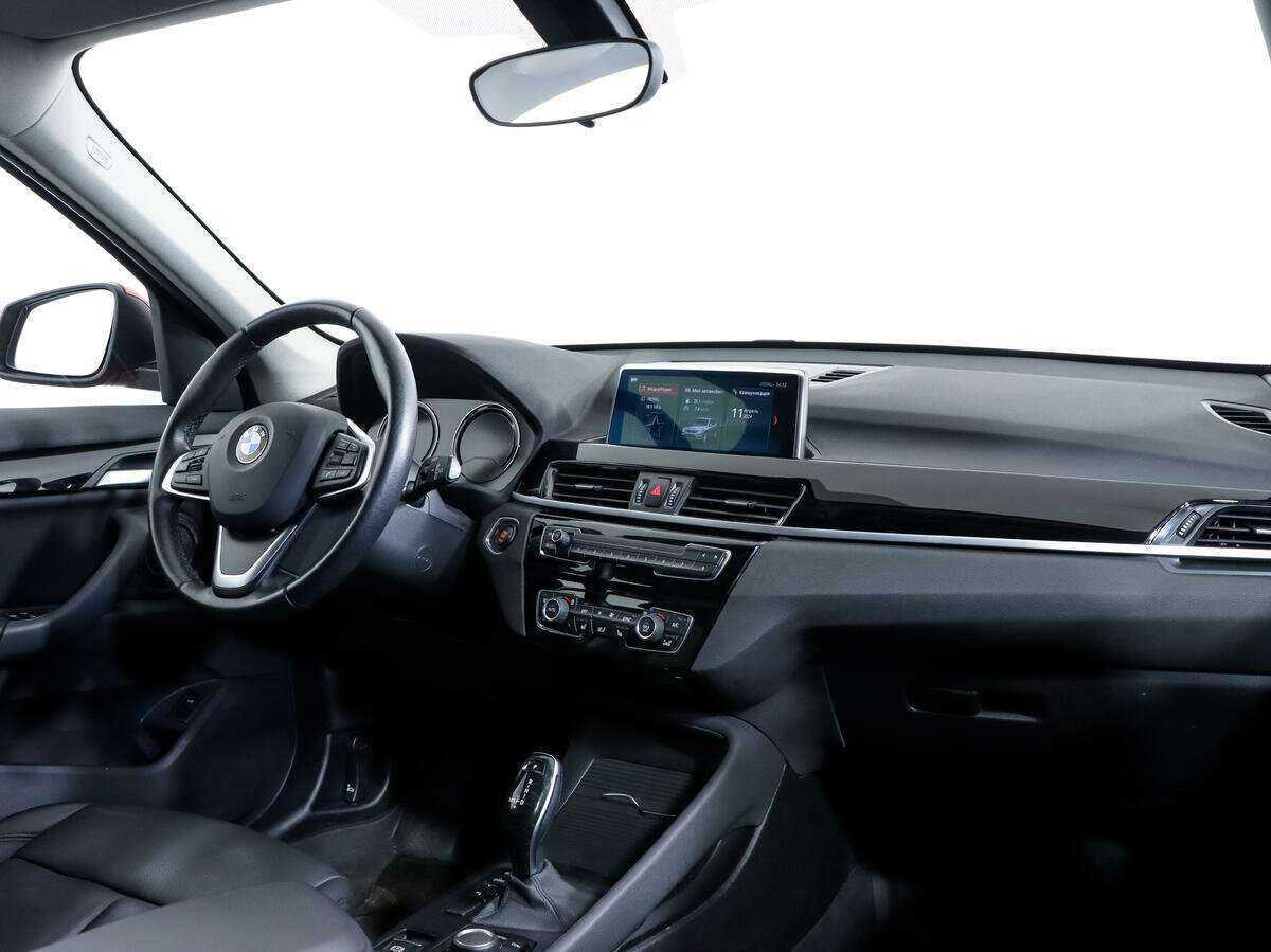 BMW X1 18i sDrive, 2020 Фото №9
