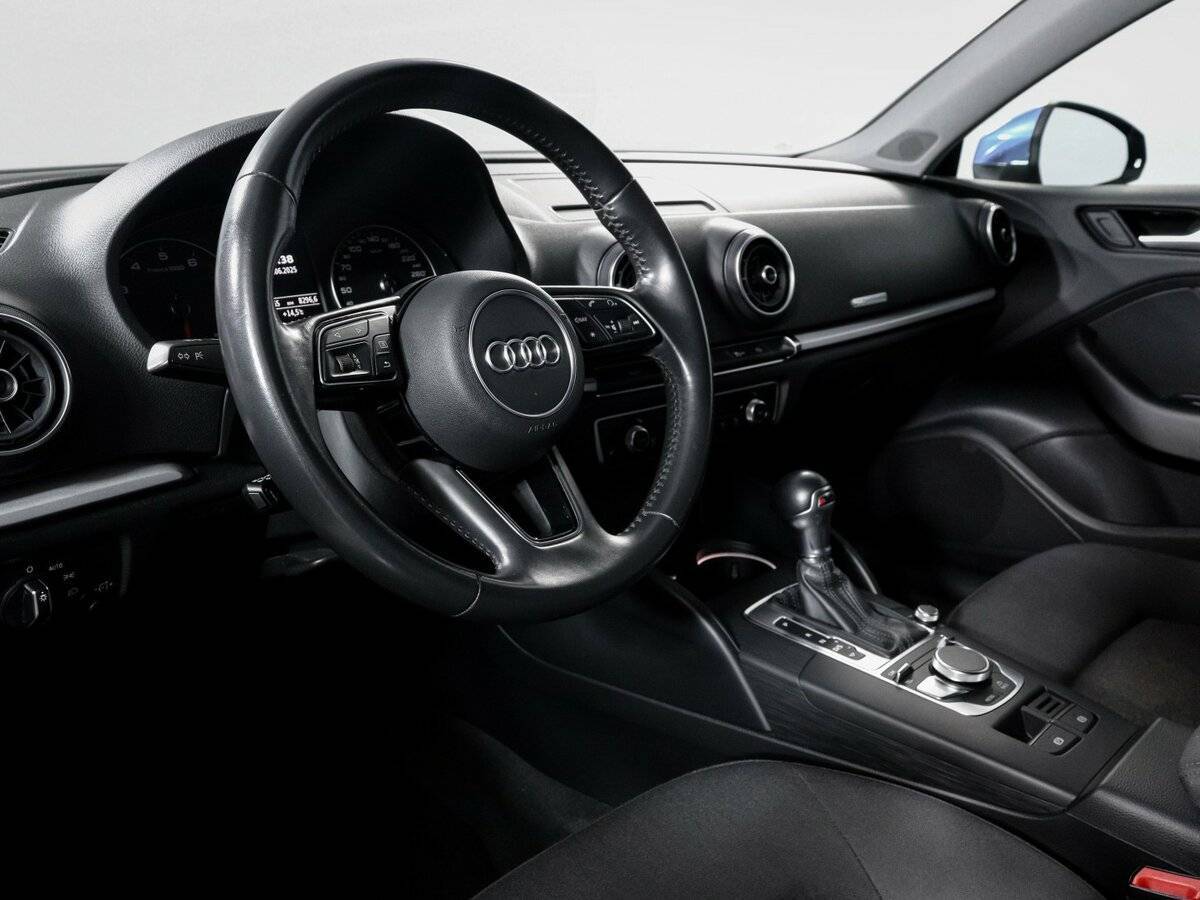 Audi A3, 2018 Фото №14