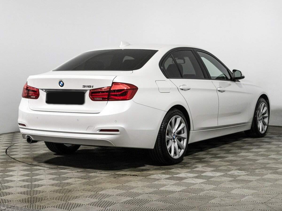 BMW 3 серии 318i, 2017 Фото №5
