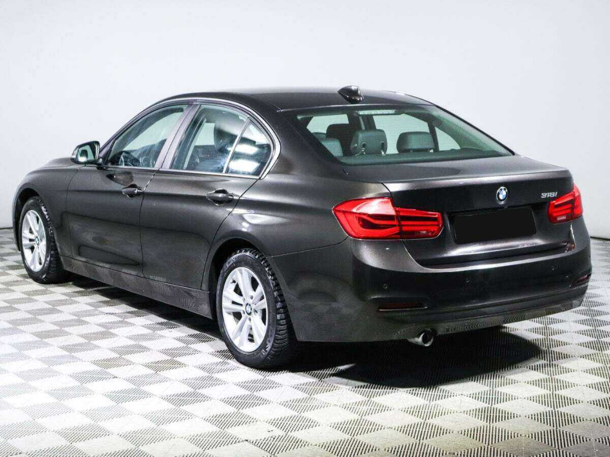 BMW 3 серии 318i, 2017 Фото №5