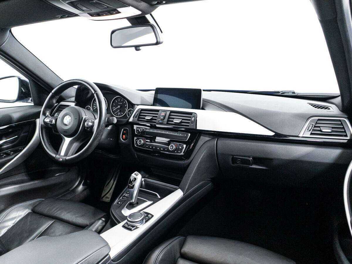 BMW 3 серии 320i xDrive, 2018 Фото №9