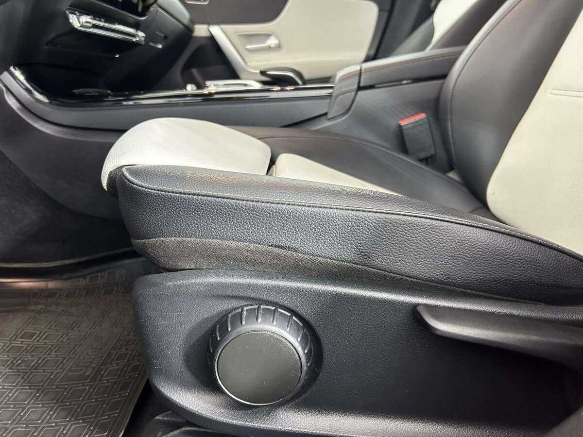 Mercedes-Benz CLA 200, 2019 Фото №10