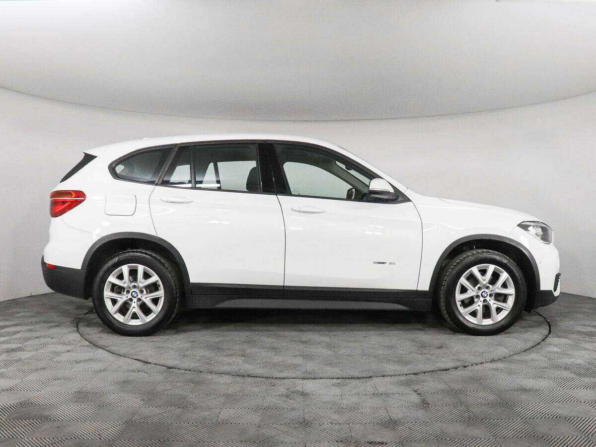 BMW X1 18i sDrive, 2017 Фото №6