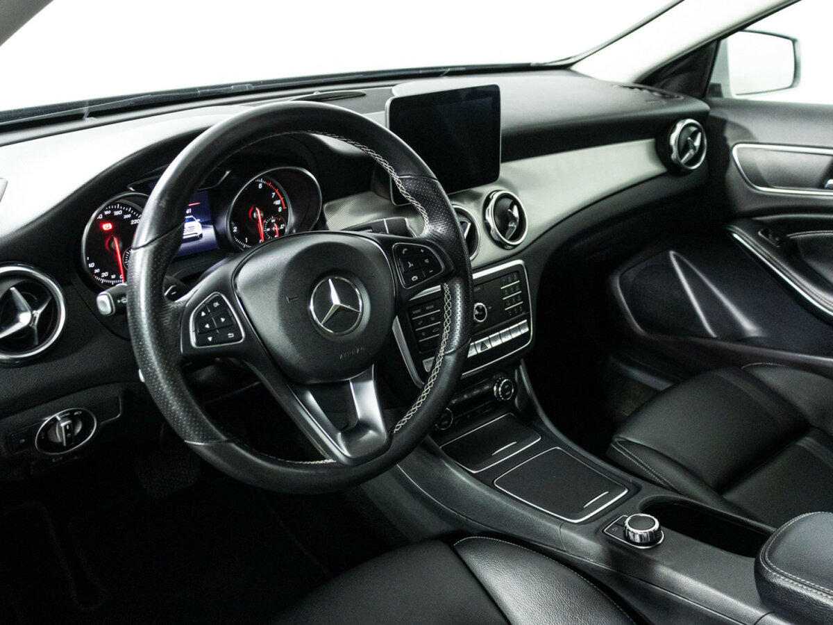 Mercedes-Benz GLA 250 I (X156) Рестайлинг, 2017 Фото №11