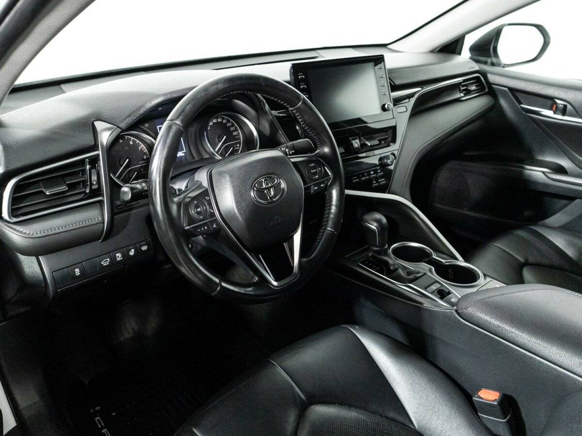 Toyota Camry, 2021 Фото №11