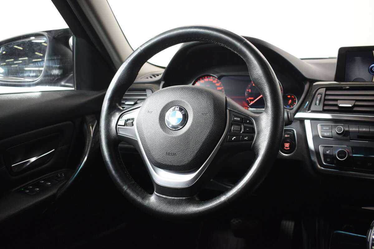 BMW 3 серии 328i, 2012 Фото №17
