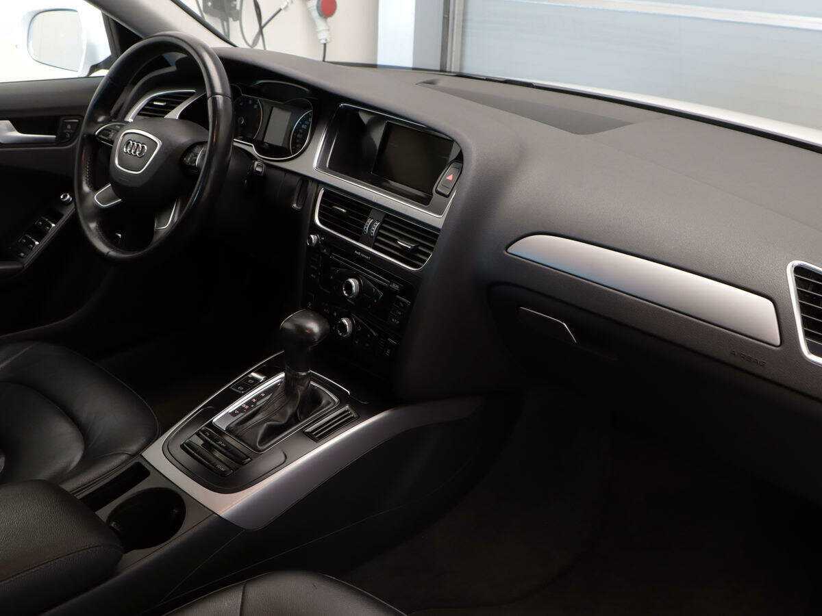Audi A4, 2013 Фото №7