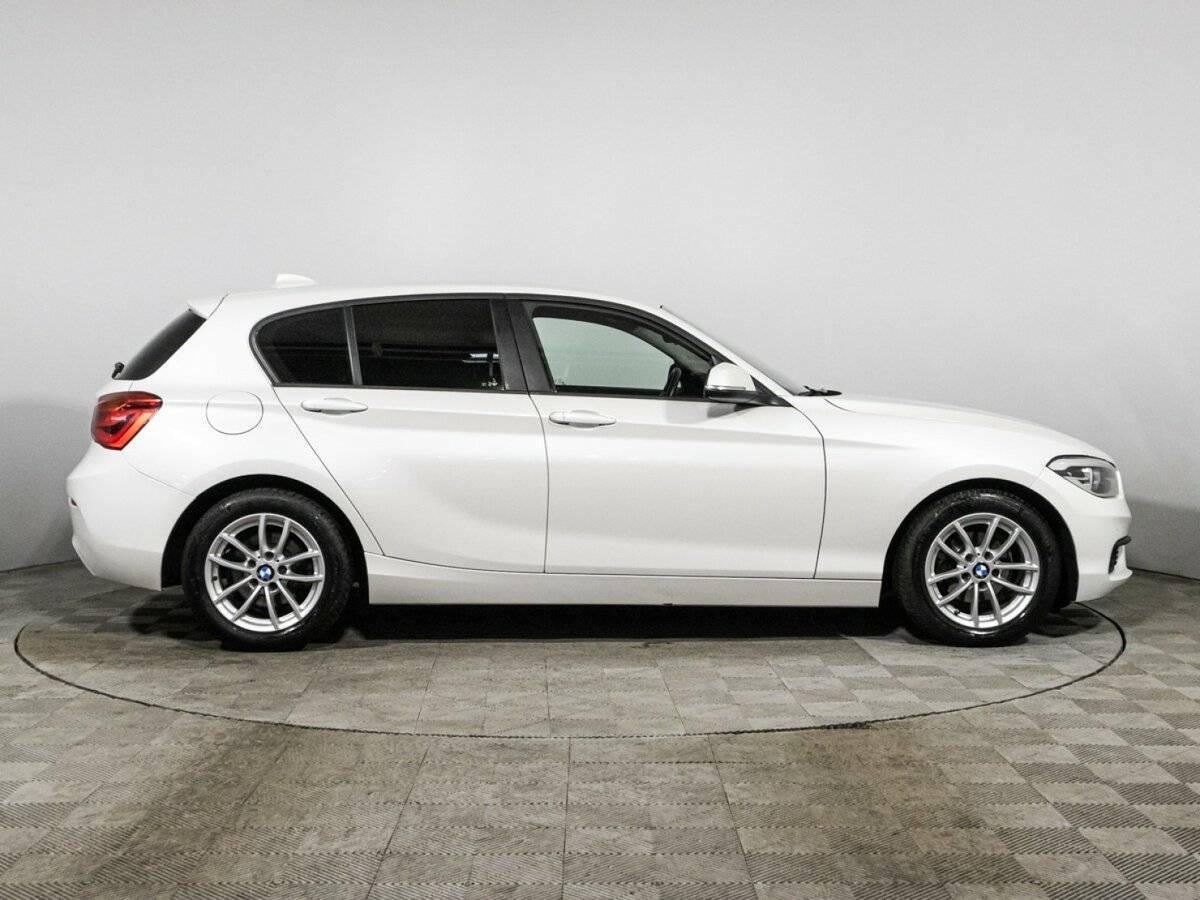 BMW 1 серии 118i, 2018 Фото №4