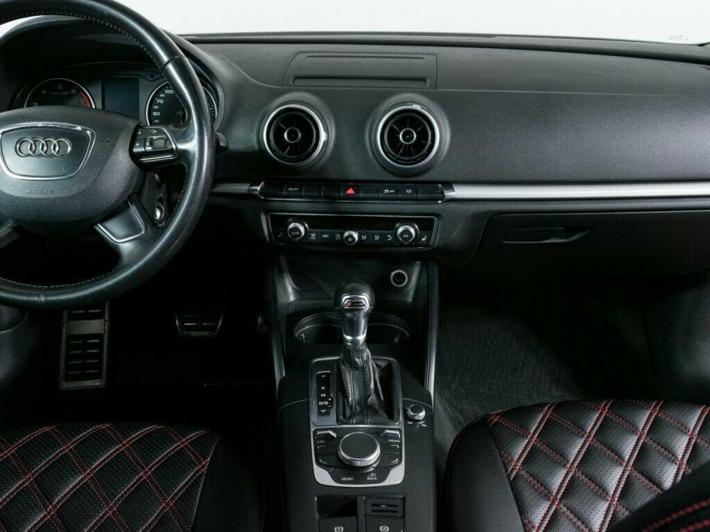 Audi A3 Sportback, 2013 Фото №9