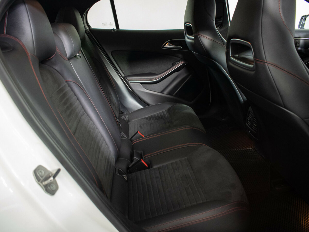 Mercedes-Benz GLA 250 I (X156) Рестайлинг, 2018 Фото №10