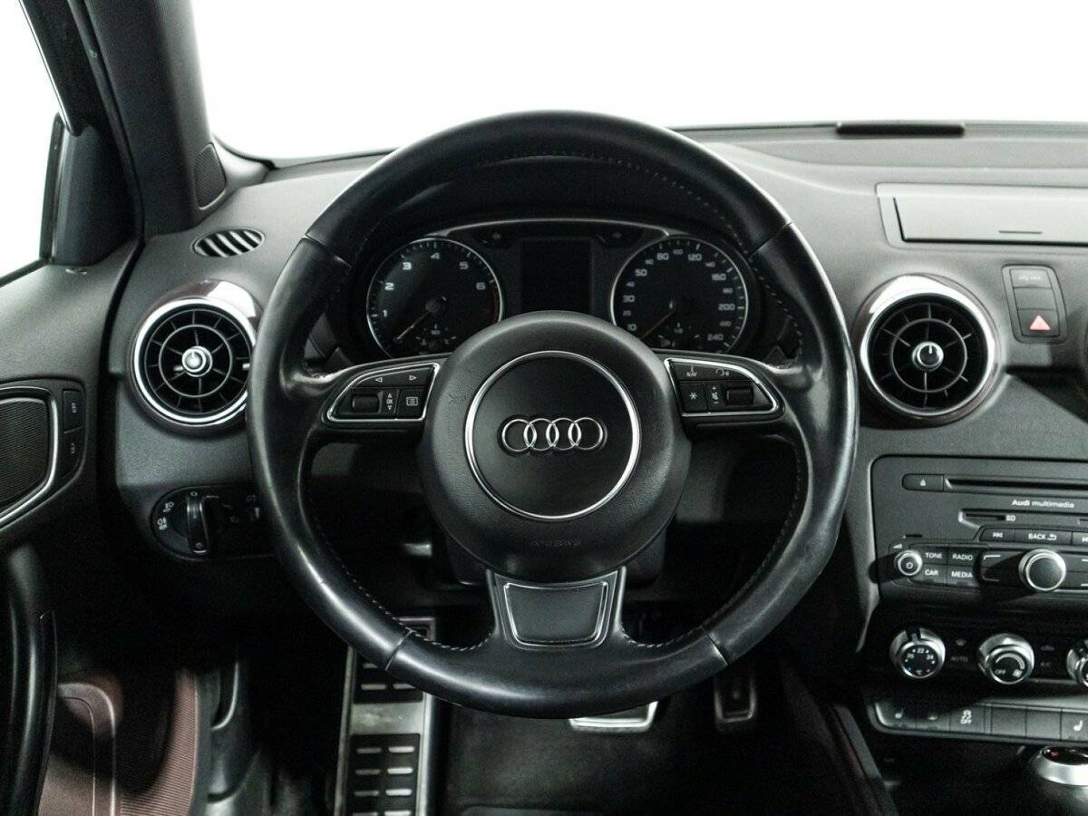 Audi A1 Sportback, 2014 Фото №18