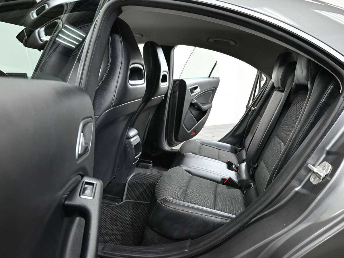 Mercedes-Benz CLA 200, 2013 Фото №11