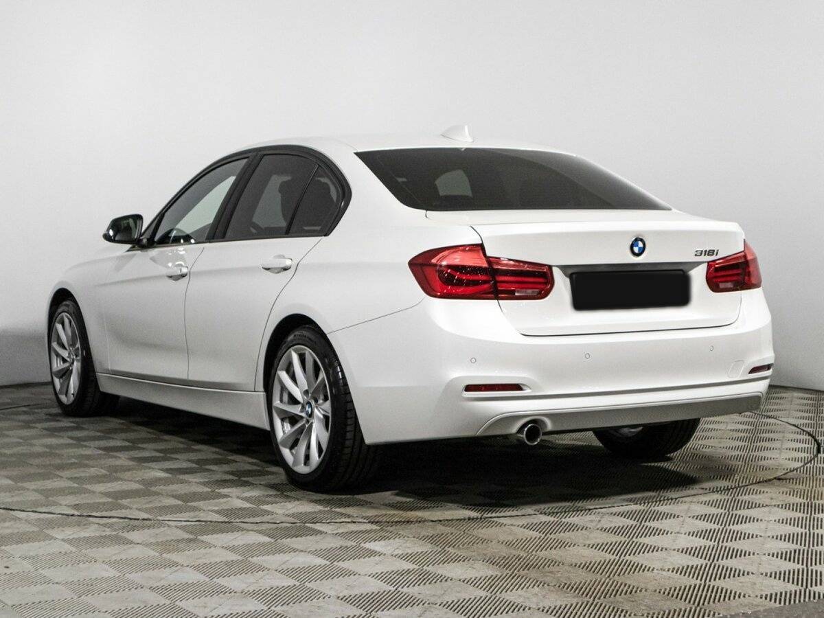 BMW 3 серии 318i, 2017 Фото №7