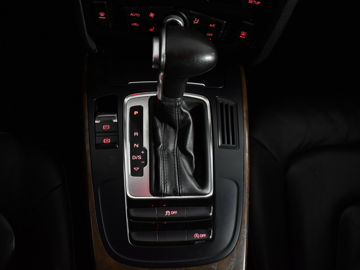 Audi A4 IV (B8) Рестайлинг, 2015 Фото №16
