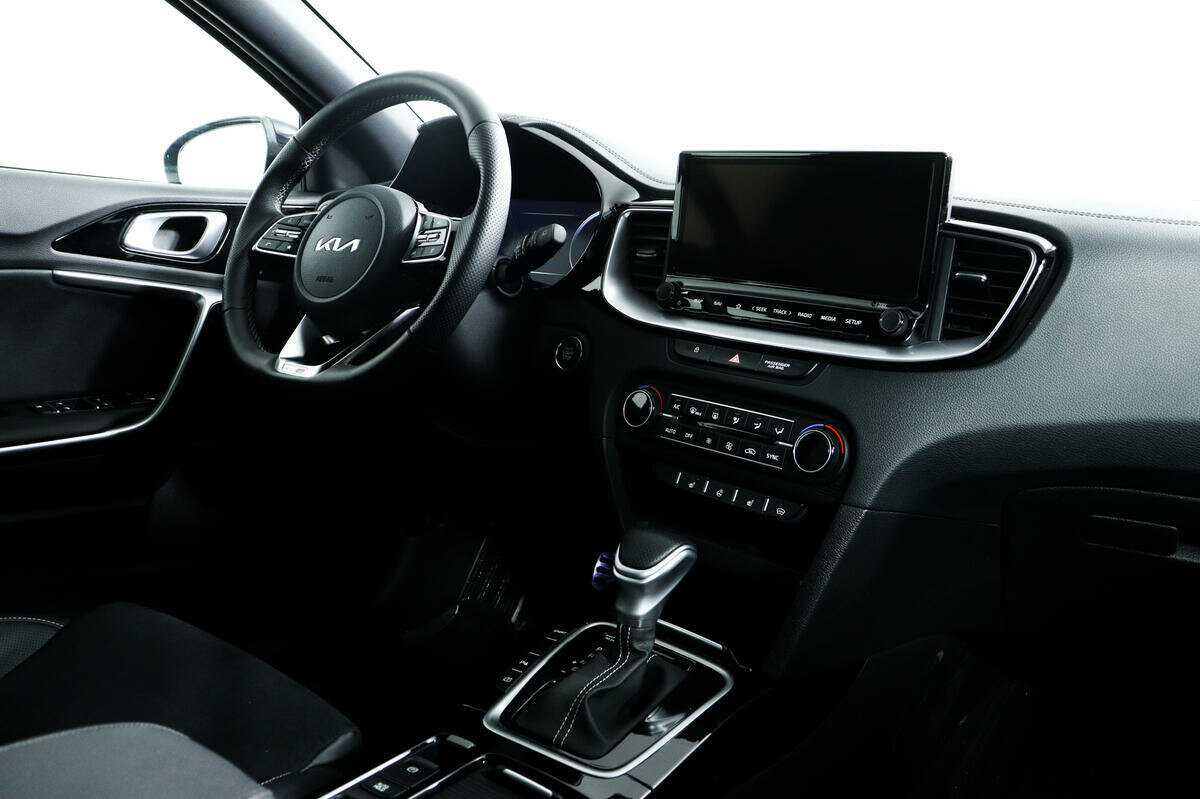 Kia Ceed, 2021 Фото №9