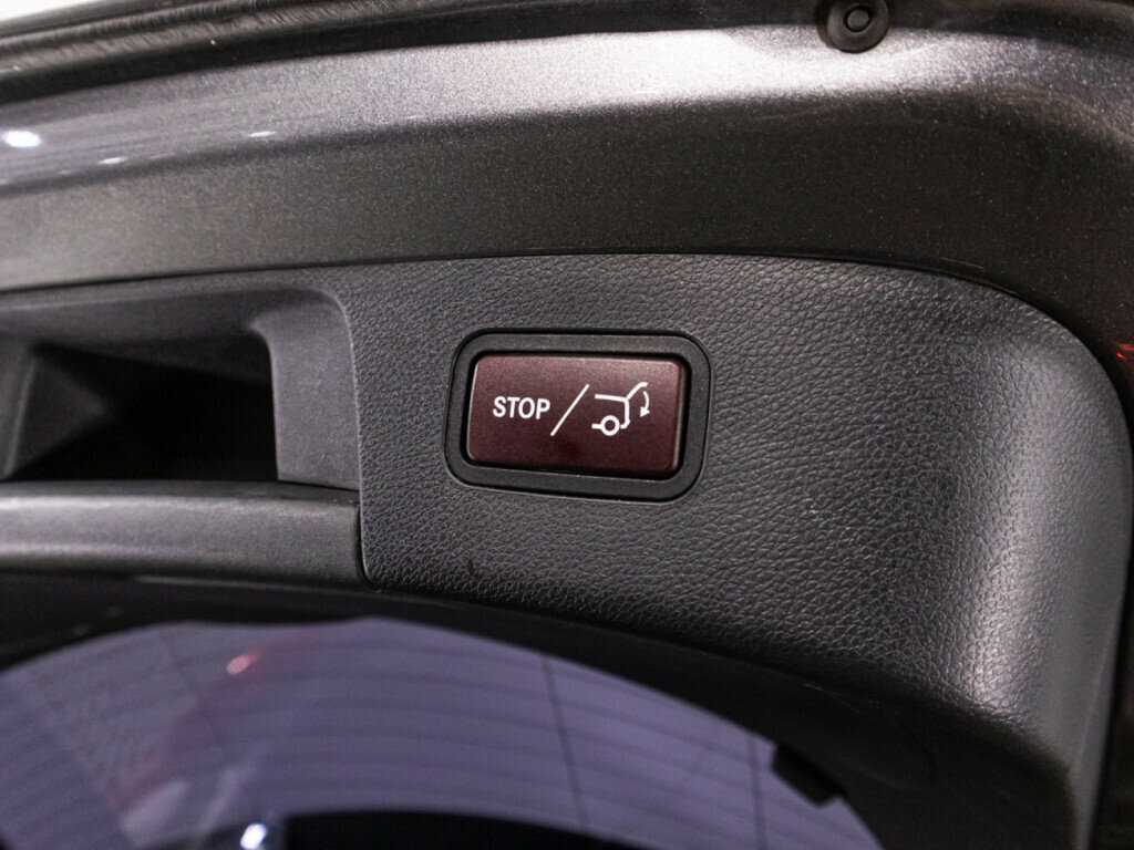 Mercedes-Benz GLA 250, 2014 Фото №15