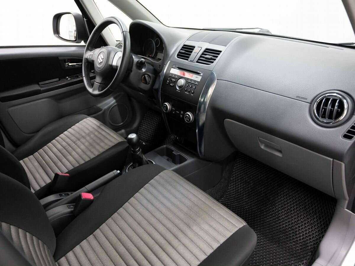 Suzuki SX4, 2013 Фото №10