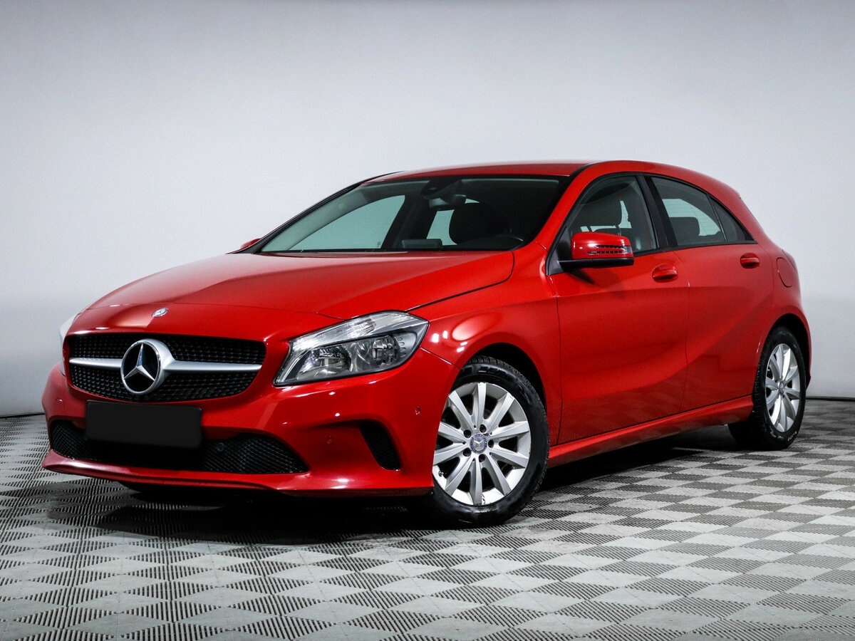 Mercedes-Benz A-Класс 180 III (W176) Рестайлинг, 2015 Фото №1