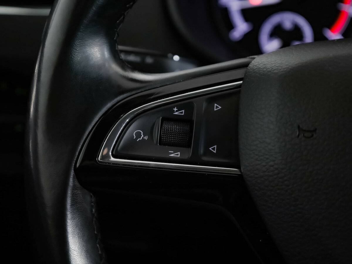 Skoda Octavia III (A7) Рестайлинг, 2020 Фото №11