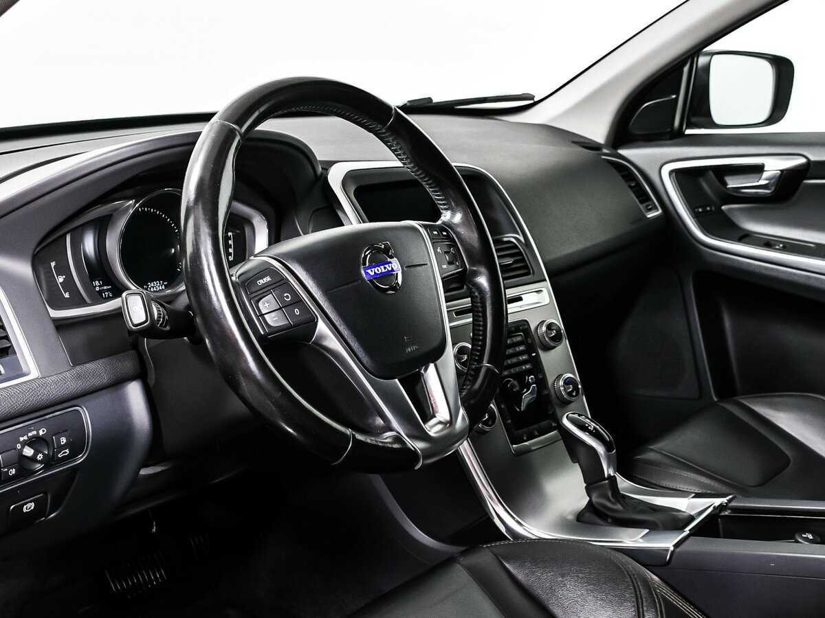 Volvo XC60, 2017 Фото №12