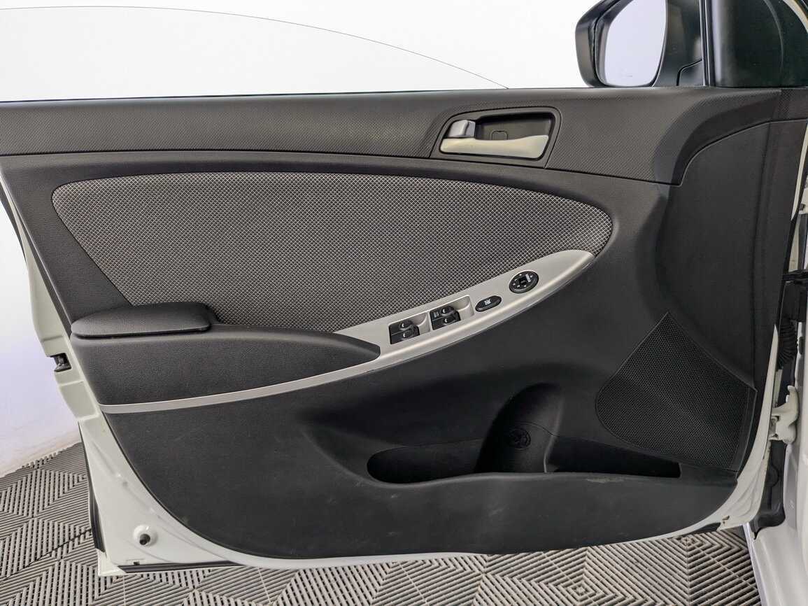 Hyundai Solaris, 2013 Фото №16