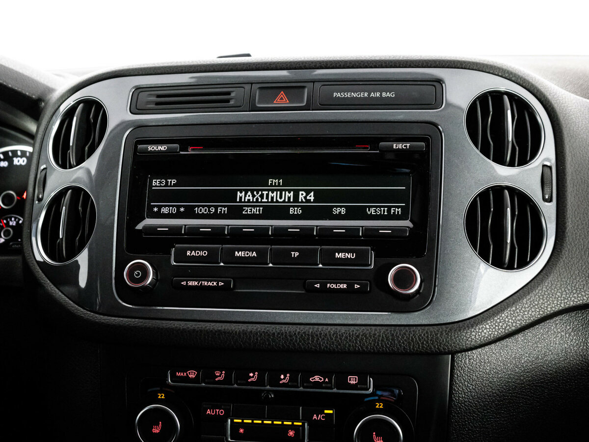Volkswagen Tiguan I Рестайлинг, 2014 Фото №12