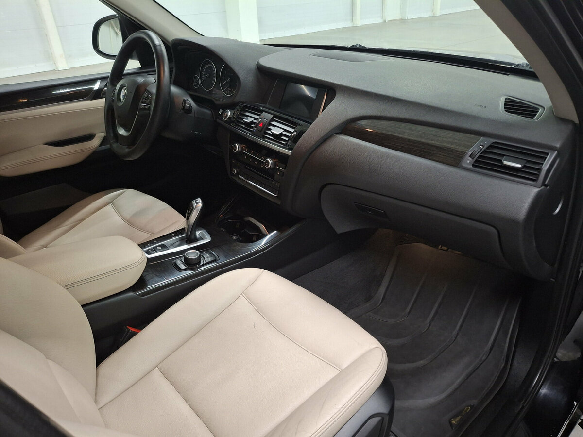 BMW X3 28i xDrive II (F25) Рестайлинг, 2015 Фото №11