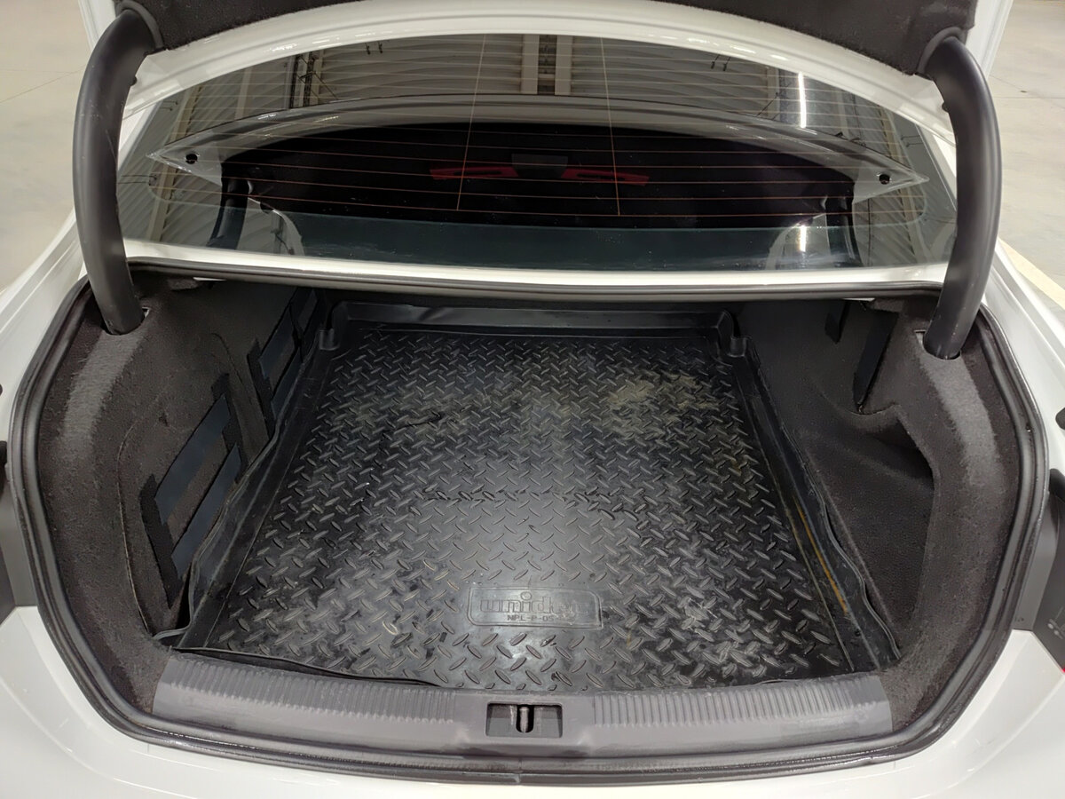 Audi A4 IV (B8) Рестайлинг, 2012 Фото №10