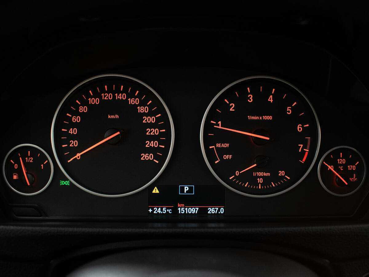 BMW 3 серии 316i, 2013 Фото №10