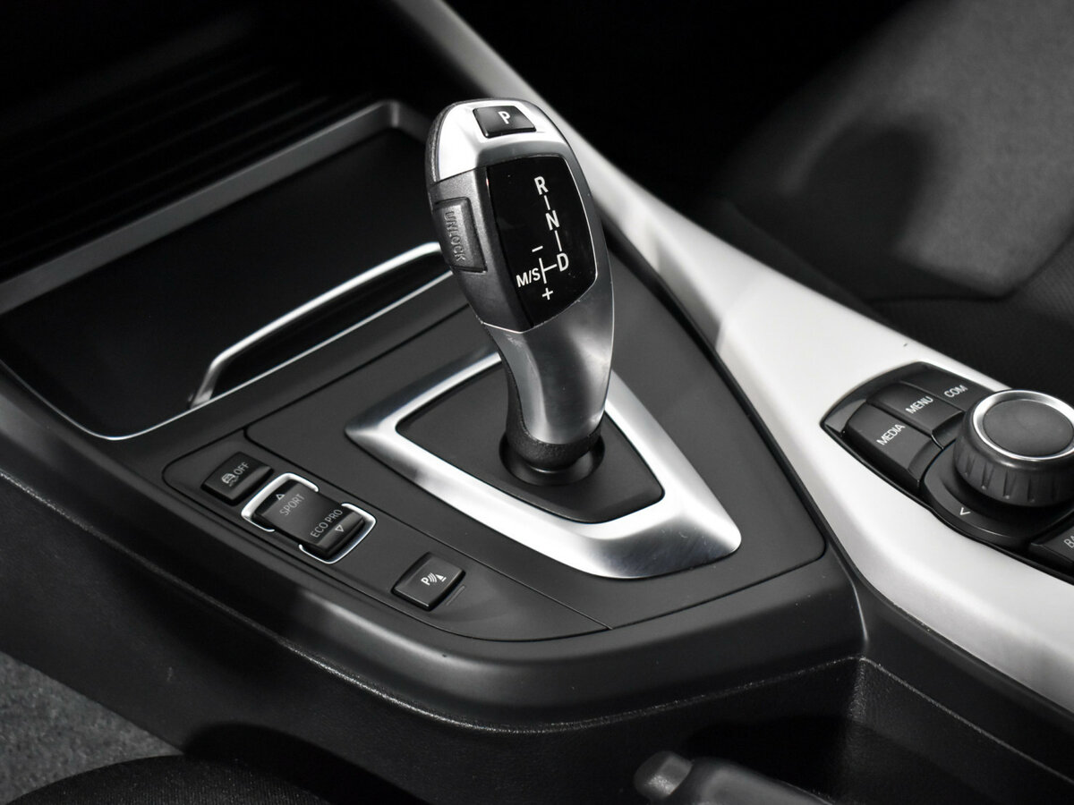 BMW 1 серии 118i II (F20/F21) Рестайлинг 2, 2018 Фото №10