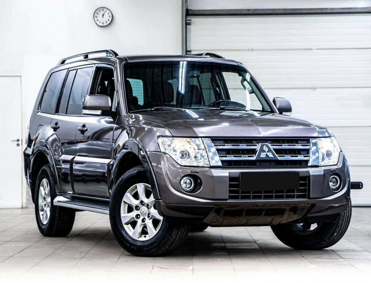 Mitsubishi Pajero, 2012 Фото №2