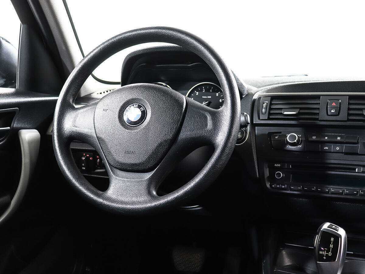 BMW 1 серии 116i, 2012 Фото №12